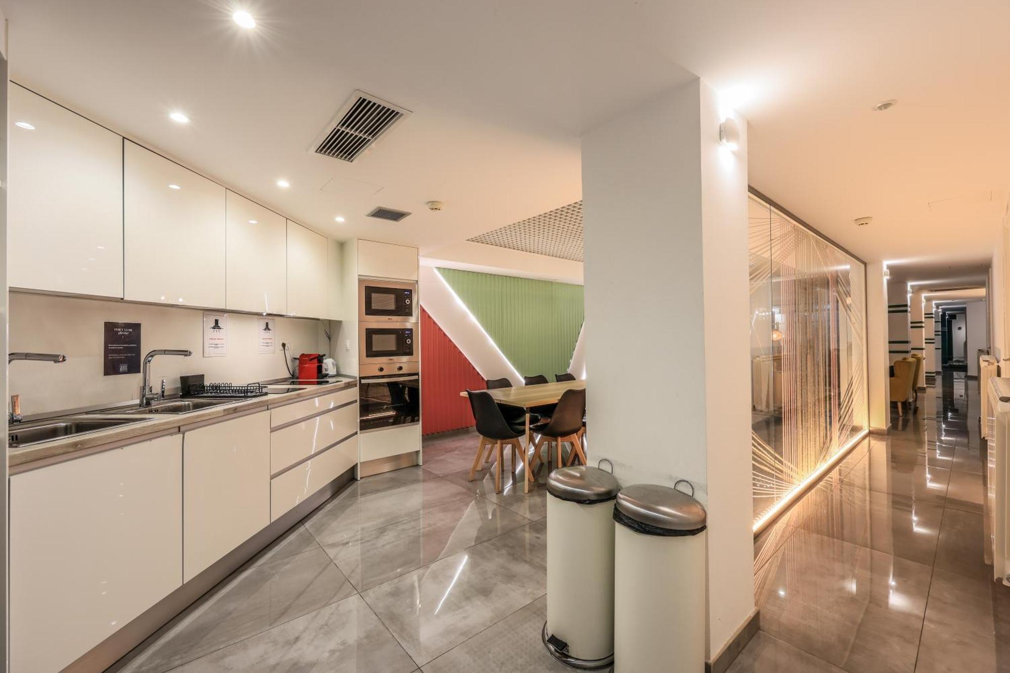 Amazinn Places Blasco De Garay 105 مدريد المظهر الخارجي الصورة