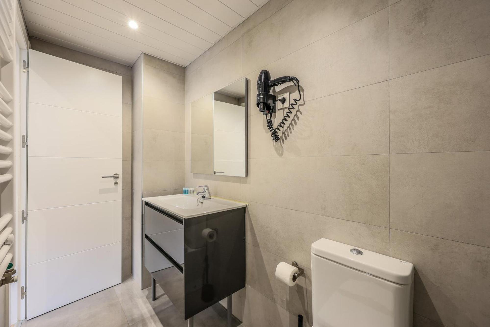 Amazinn Places Blasco De Garay 105 مدريد المظهر الخارجي الصورة