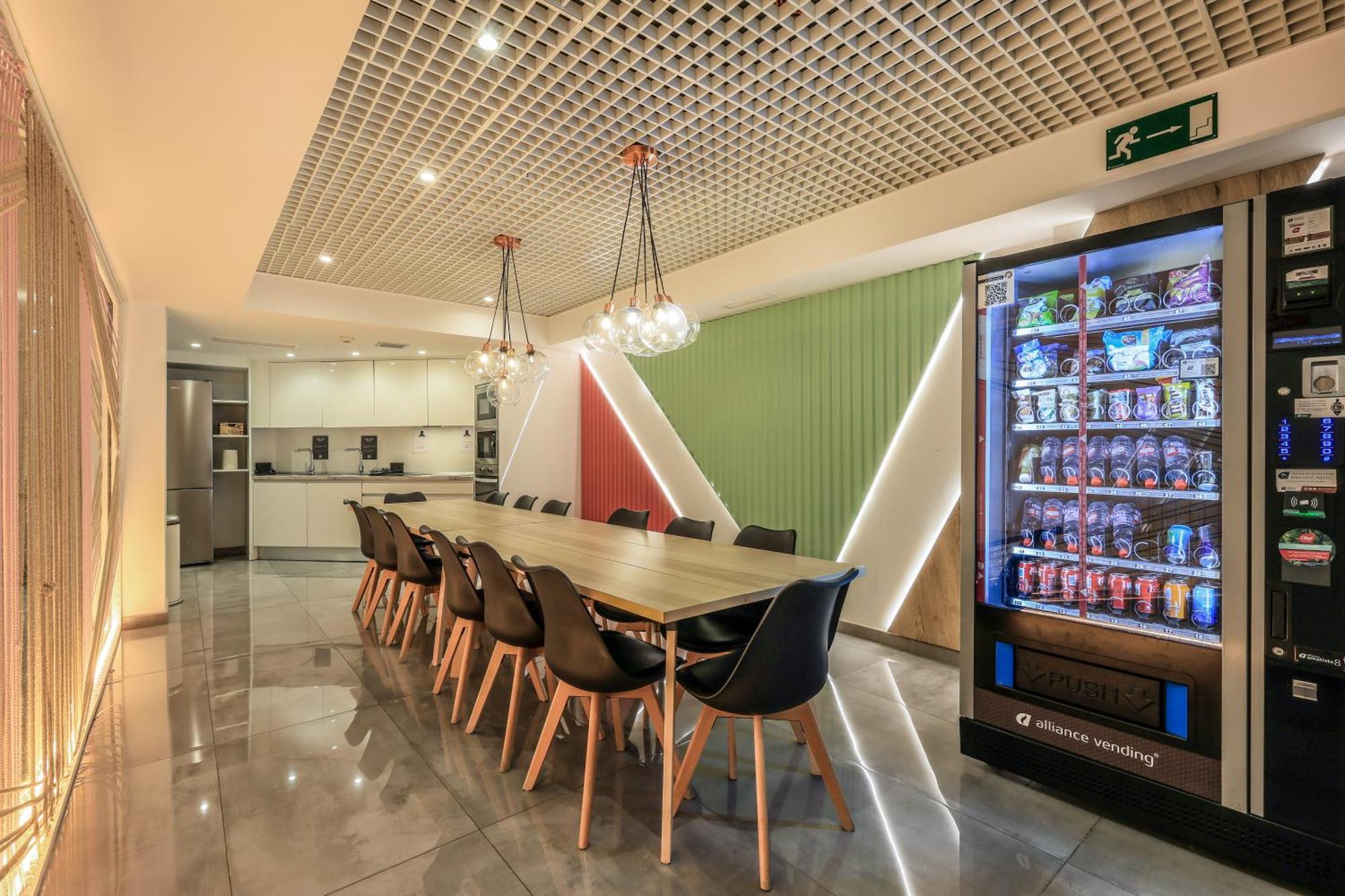 Amazinn Places Blasco De Garay 105 مدريد المظهر الخارجي الصورة